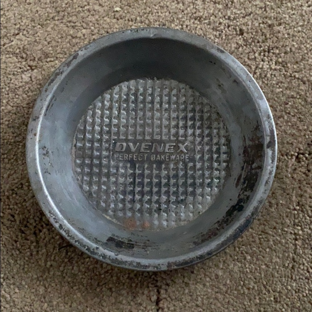 Vintage Ovenex Perfect Bakeware 5” pie pan
